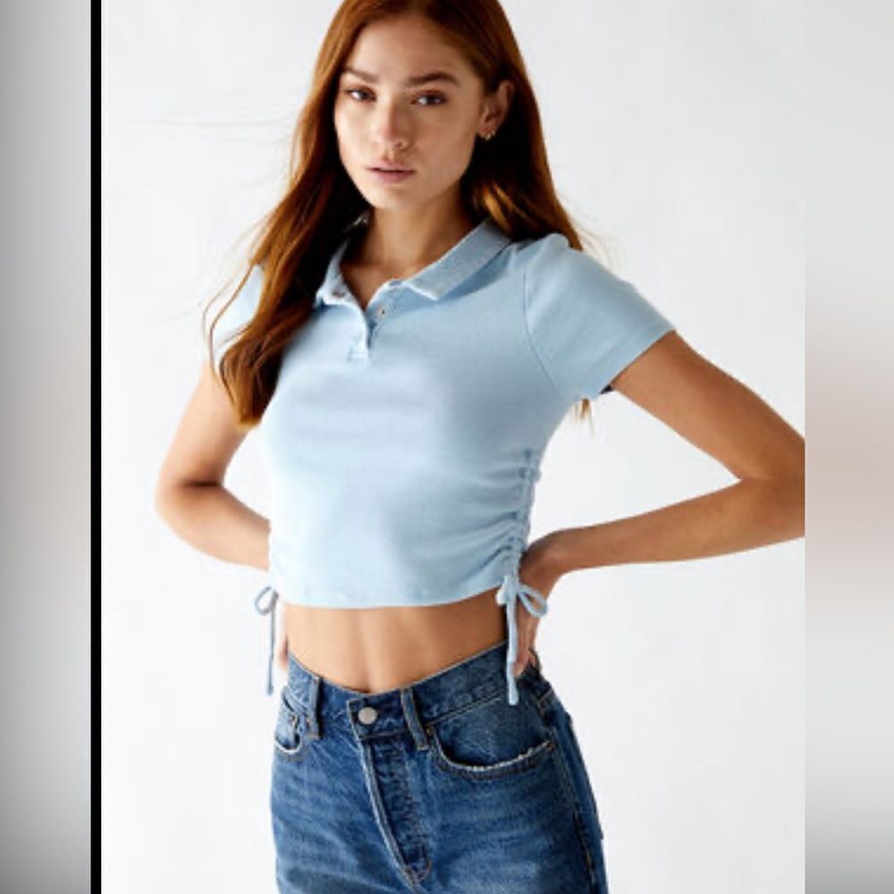 PacCares Callie cinched cropped light blue polo shirt 3‎ front buttons sz small